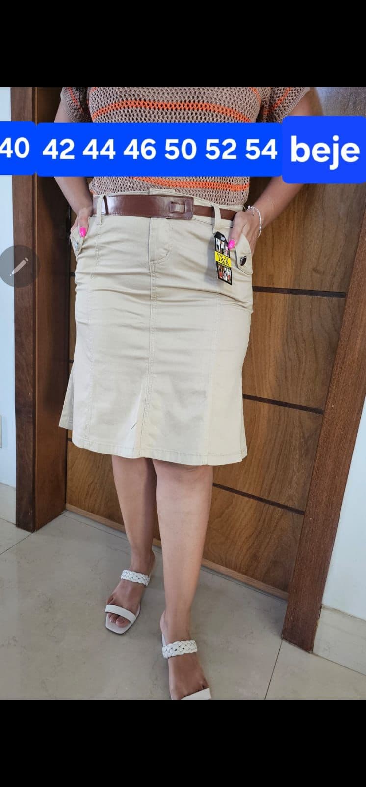 Saia Sarja Midi Evasê com Cinto Largo Bege